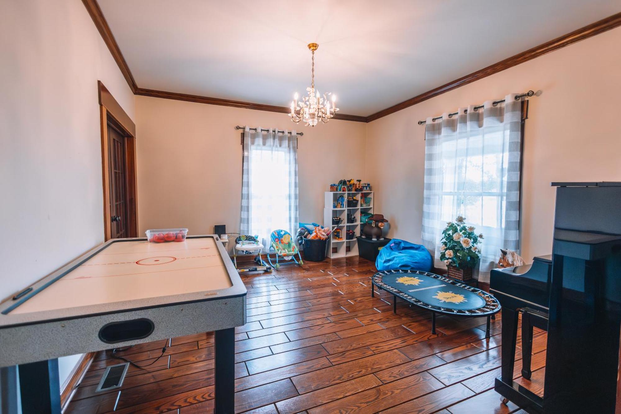 Downtown Escape Great For Large Families & Groups Villa ชูการ์ครีก ภายนอก รูปภาพ